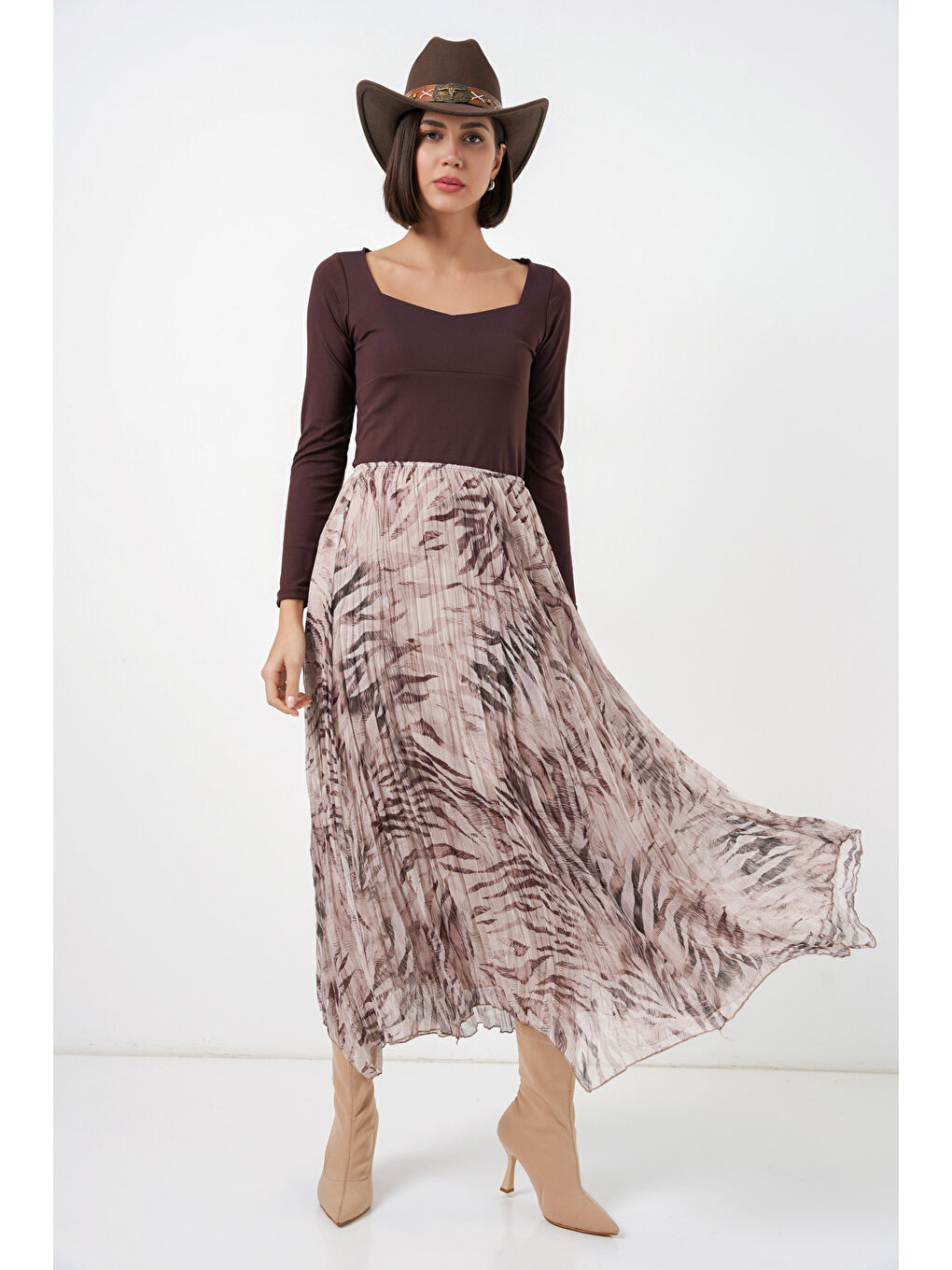 Kadın Asimetrik Kesim Şifon Etek 8056 - Bej-4