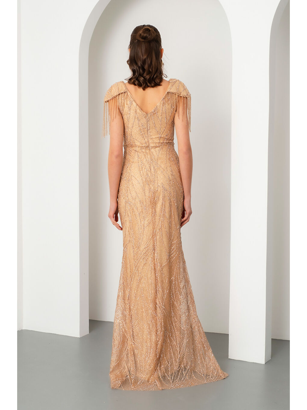 Sarı Kadın Gold Omuz Detay Simli Uzun Abiye Elbise-5