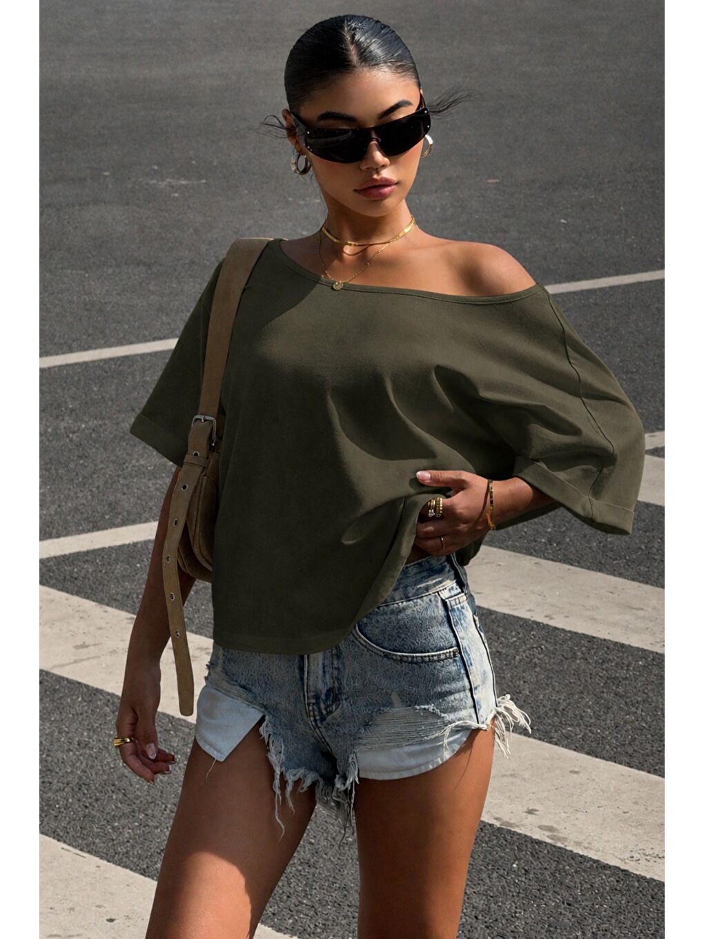 Haki Kadın Oversize Düşük Omuz Basic Tişört – Salaş Kesim Yazlık Rahat T-Shirt-1