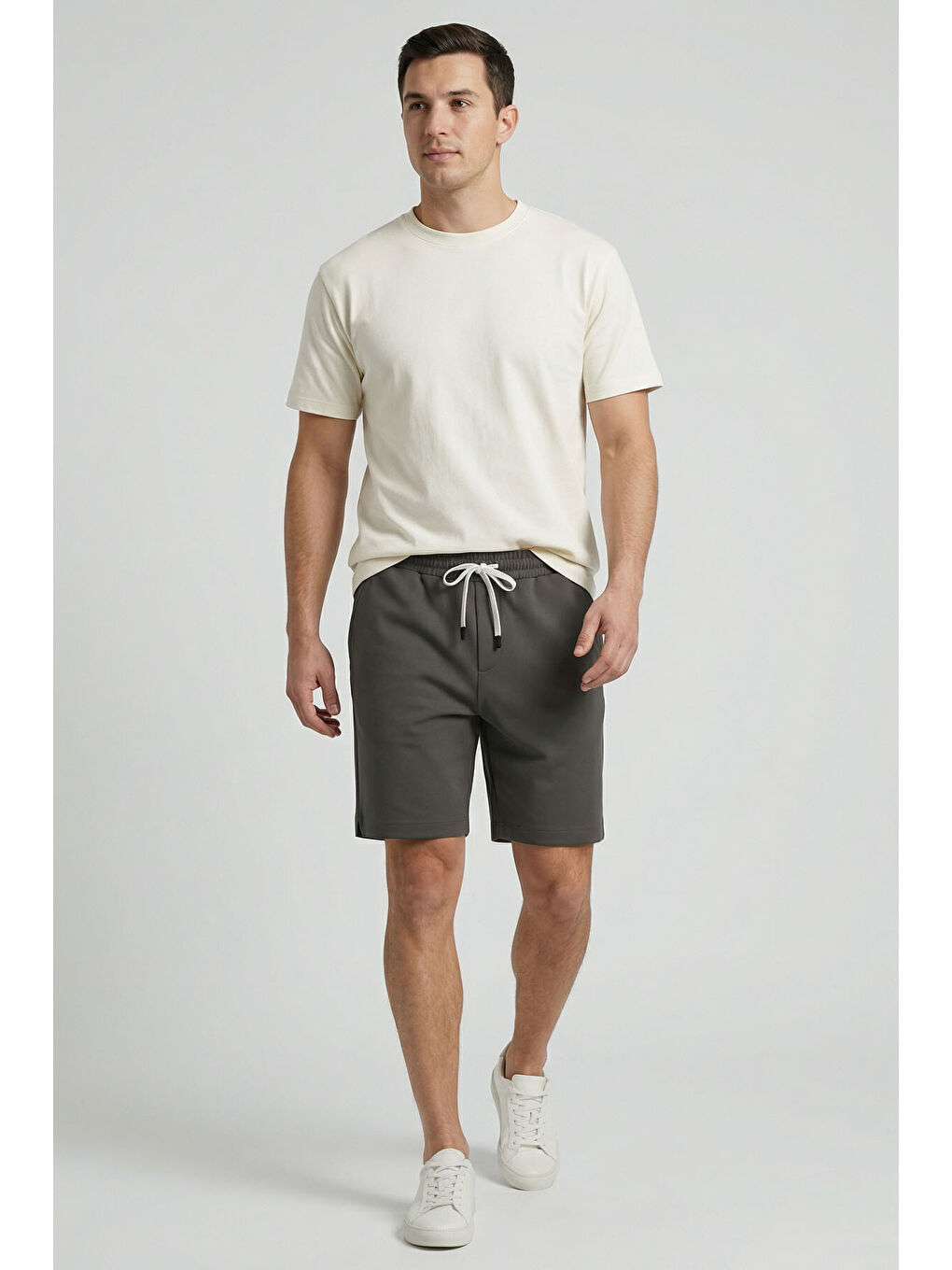 Haki Standart Fit Basic Arka Cepli Erkek Şort - 88314-2