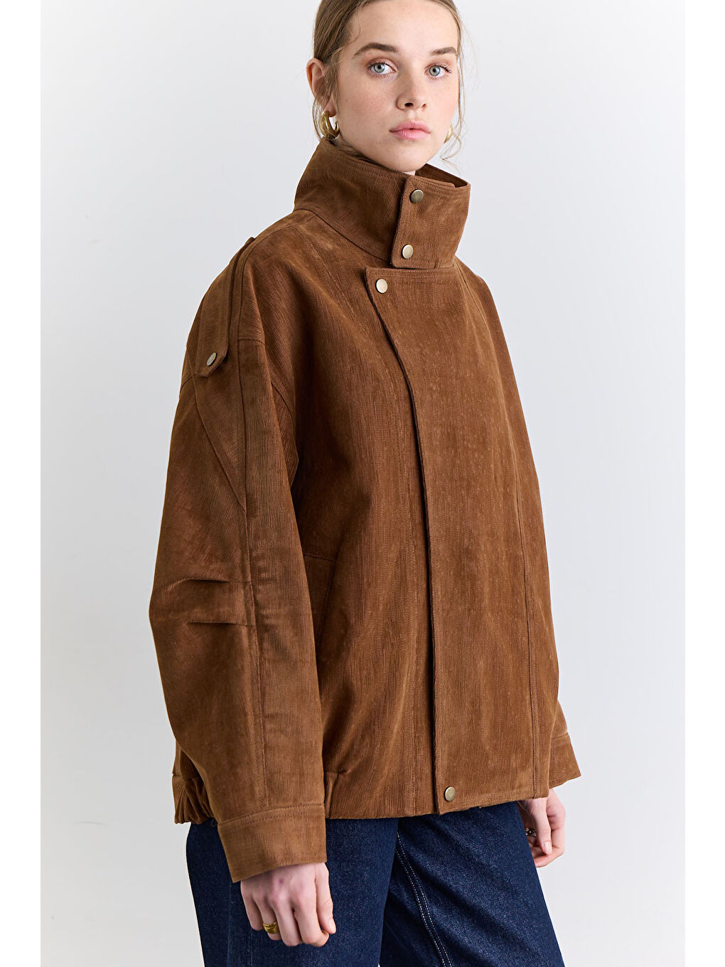 Kahverengi Yüksek Yakalı Flok Baskılı Ceket Camel-3