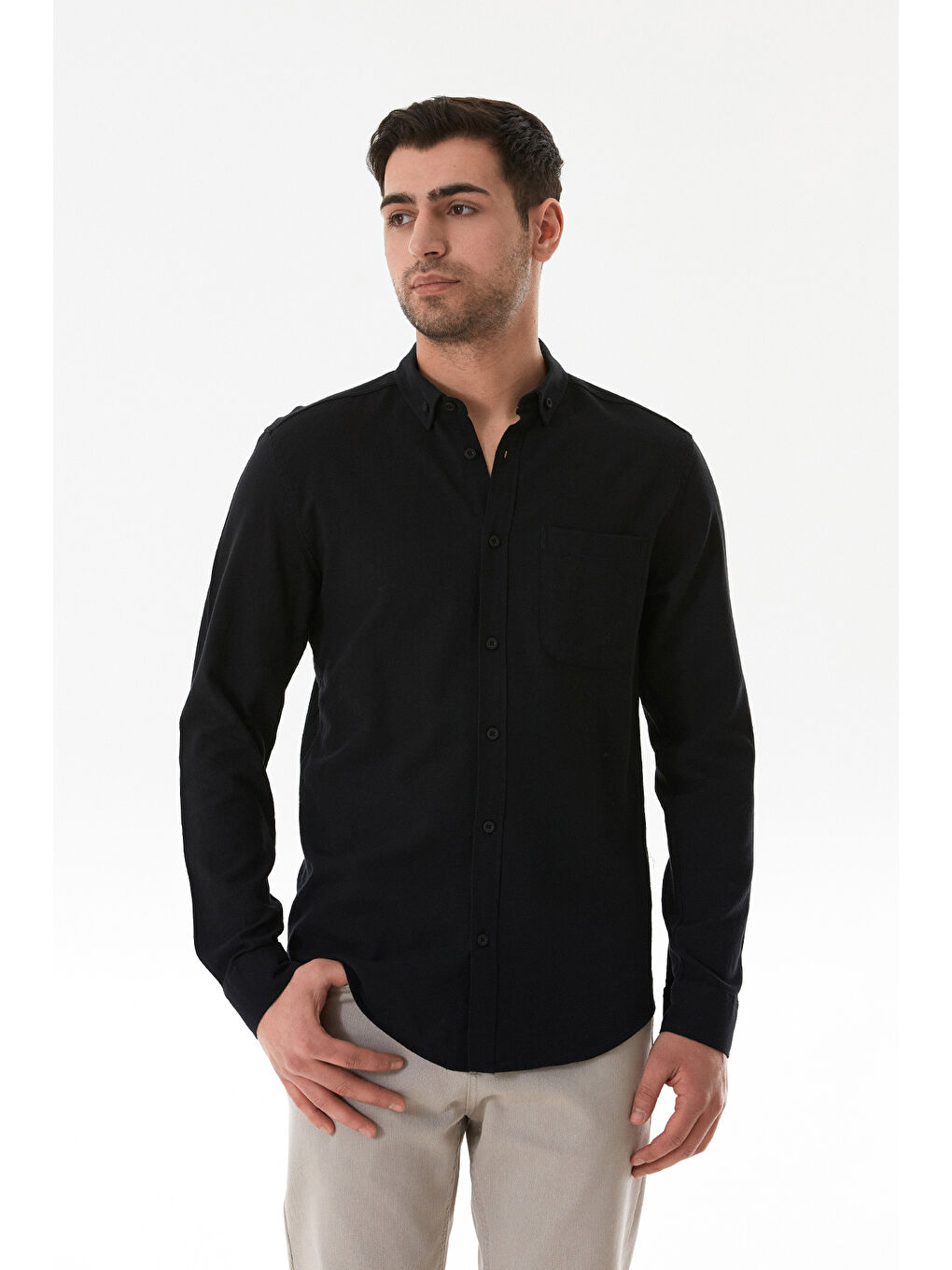 Siyah Basic Cepli Düğmeli Gömlek-2
