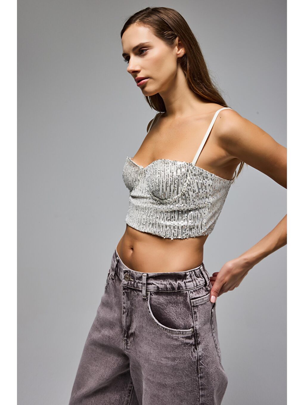Kadın Ekru Silver Renk Pul Payet Detaylı Askılı Büstiyer-2