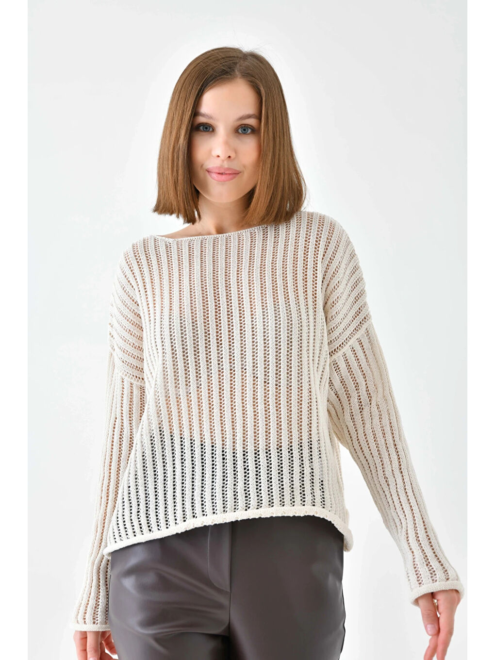 Bej Kadın Geniş Yaka Örgü Detay Oversize Triko Kazak-3