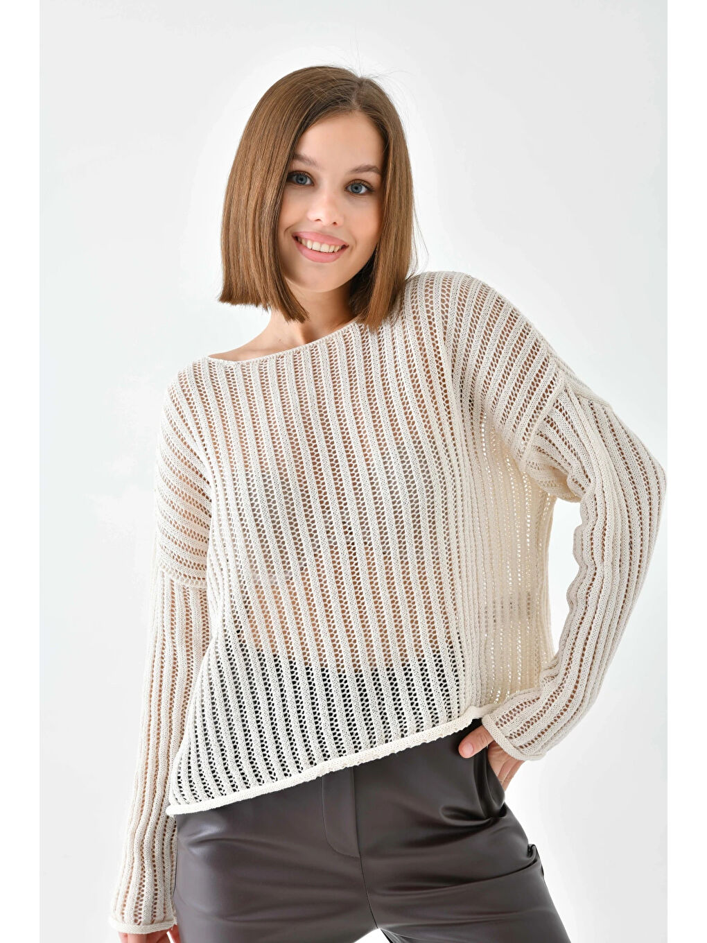 Bej Kadın Geniş Yaka Örgü Detay Oversize Triko Kazak-4