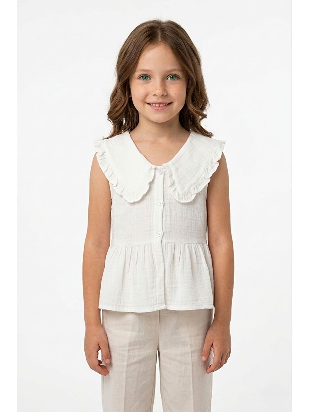 Beyaz Fırfırlı Bebe Yaka Müslin Kumaş Kız Çocuk Gömlek-1