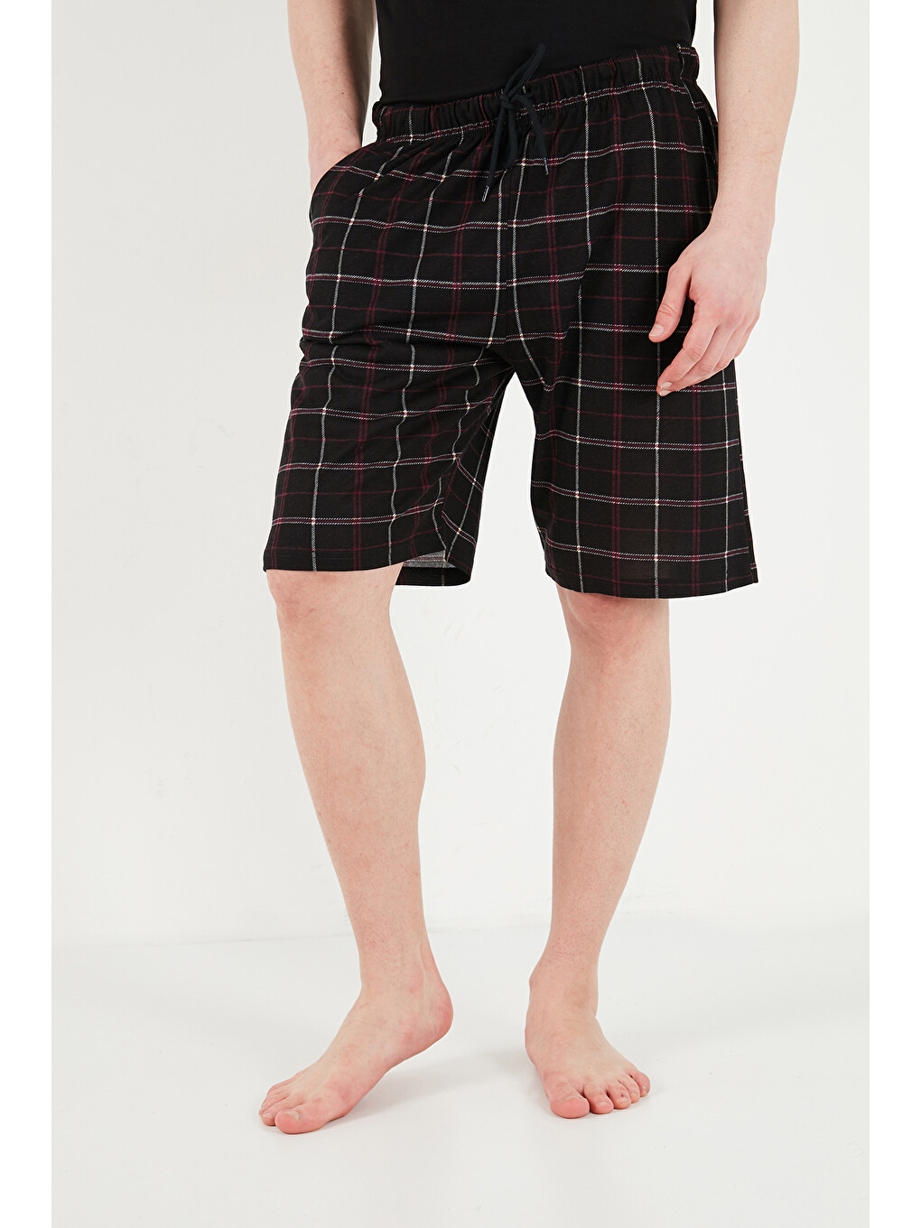 Siyah Pamuklu Regular Fit Bağlamalı Cepli Pijama Şort 6574004-4