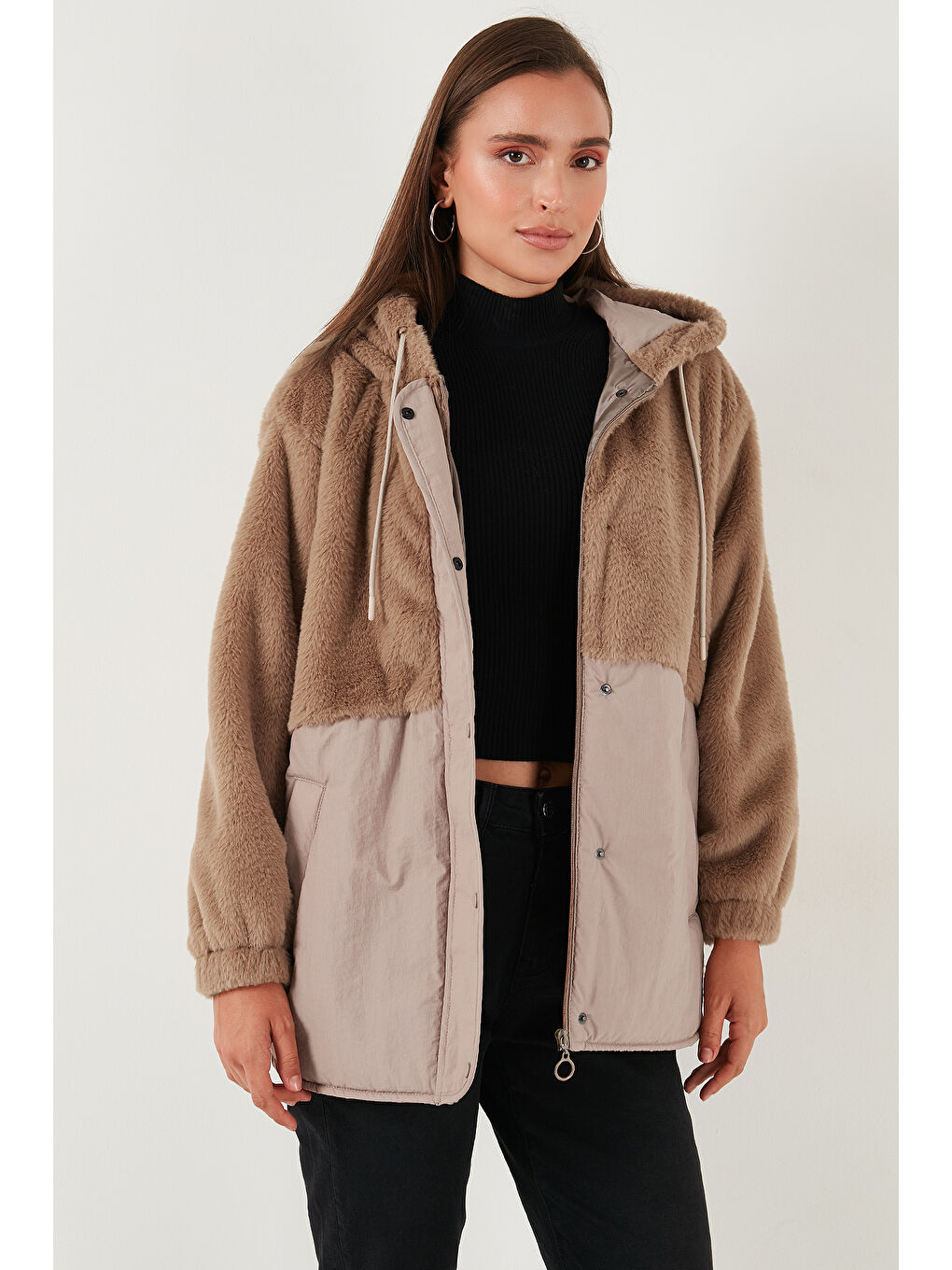 Bej Comfort Fit Kapüşonlu Yumuşak Dokulu Kadın Mont 497HOLLY-2