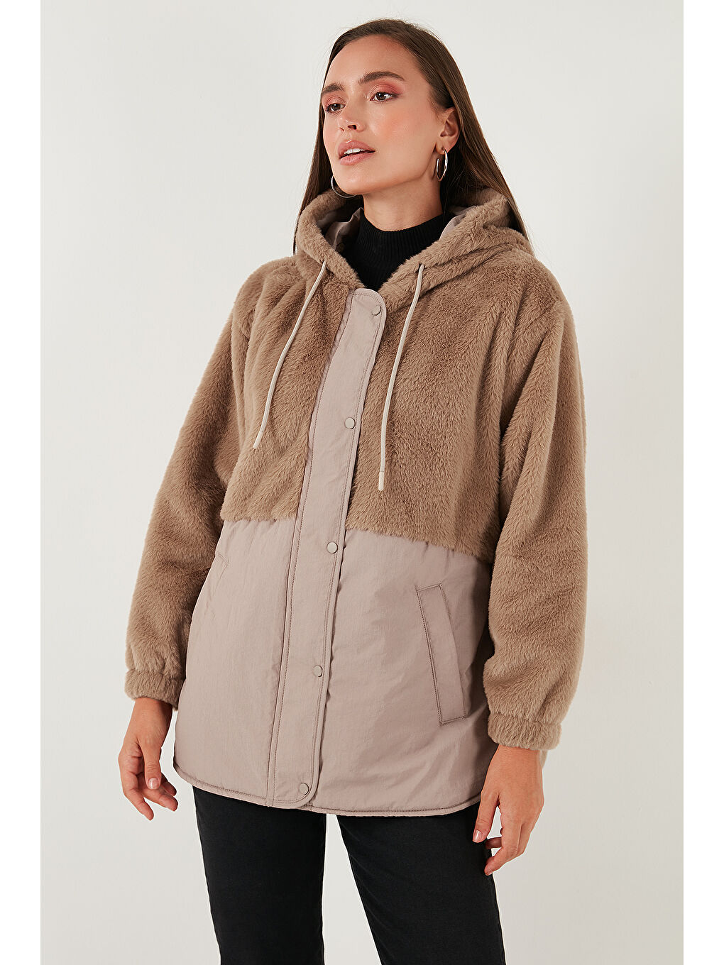 Bej Comfort Fit Kapüşonlu Yumuşak Dokulu Kadın Mont 497HOLLY-3