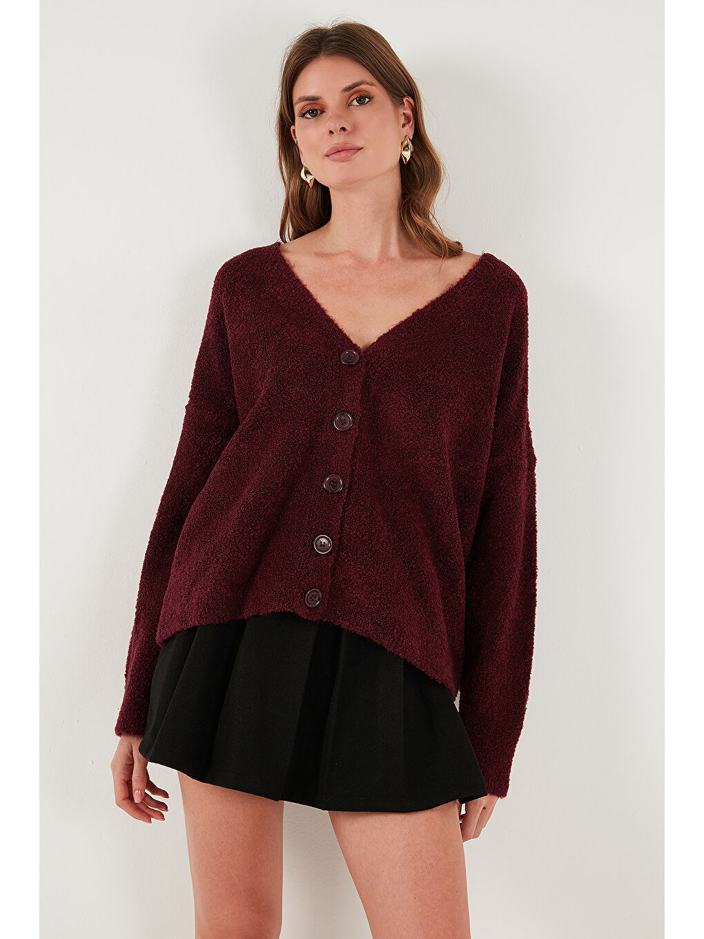 Bordo Oversize Fit Düğmeli V Yaka Uzun Kollu Kadın Triko Hırka 4616232-5