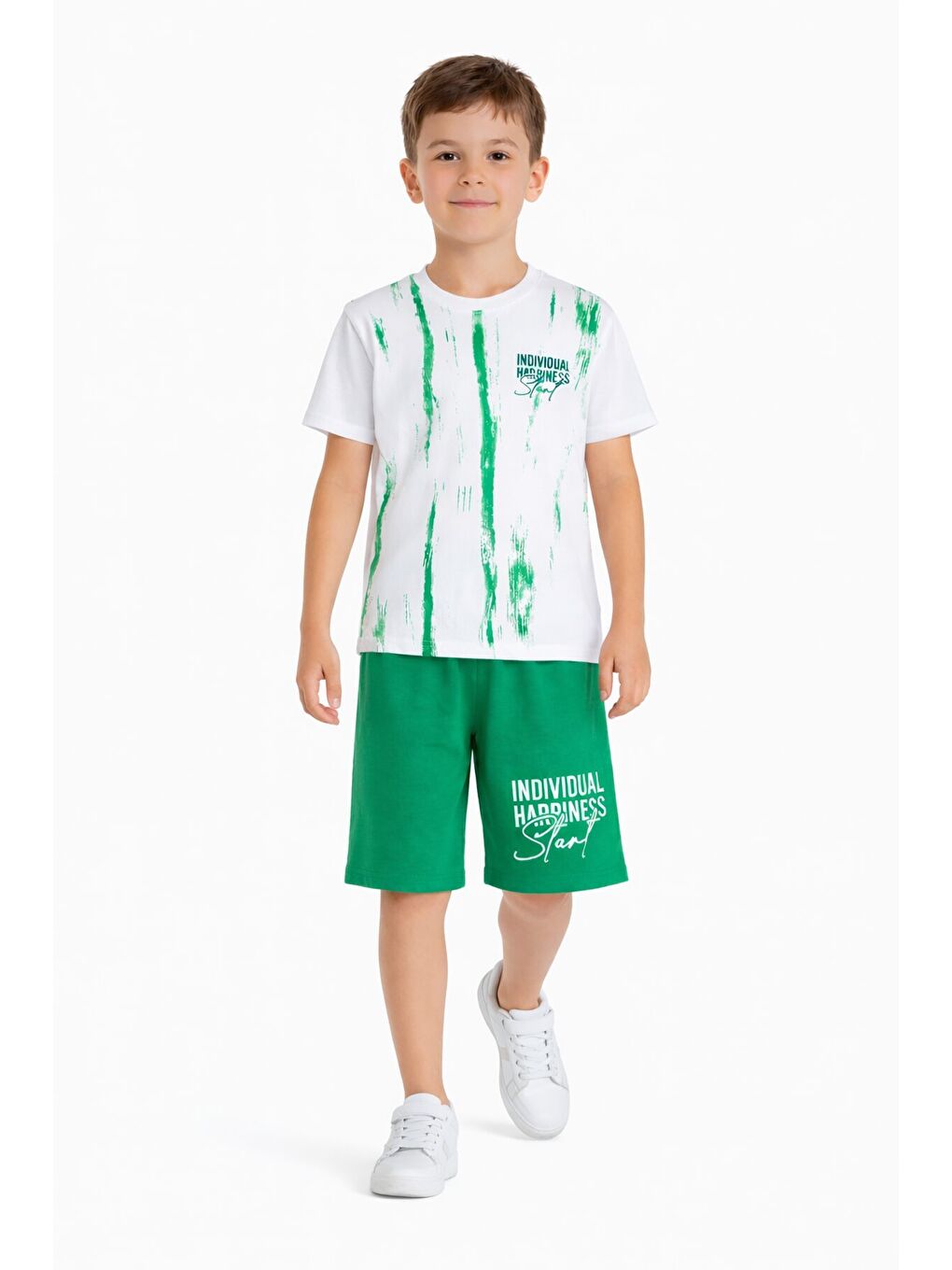 Yeşil Desenli Tişörtlü Erkek Çocuk Yazı Baskılı Şortlu Takım 23786