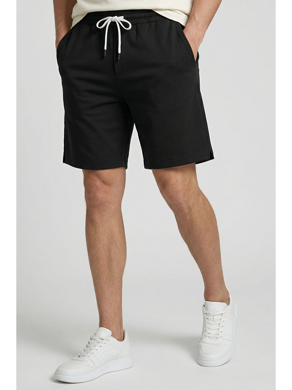 Siyah Standart Fit Basic Arka Cepli Erkek Şort - 88314