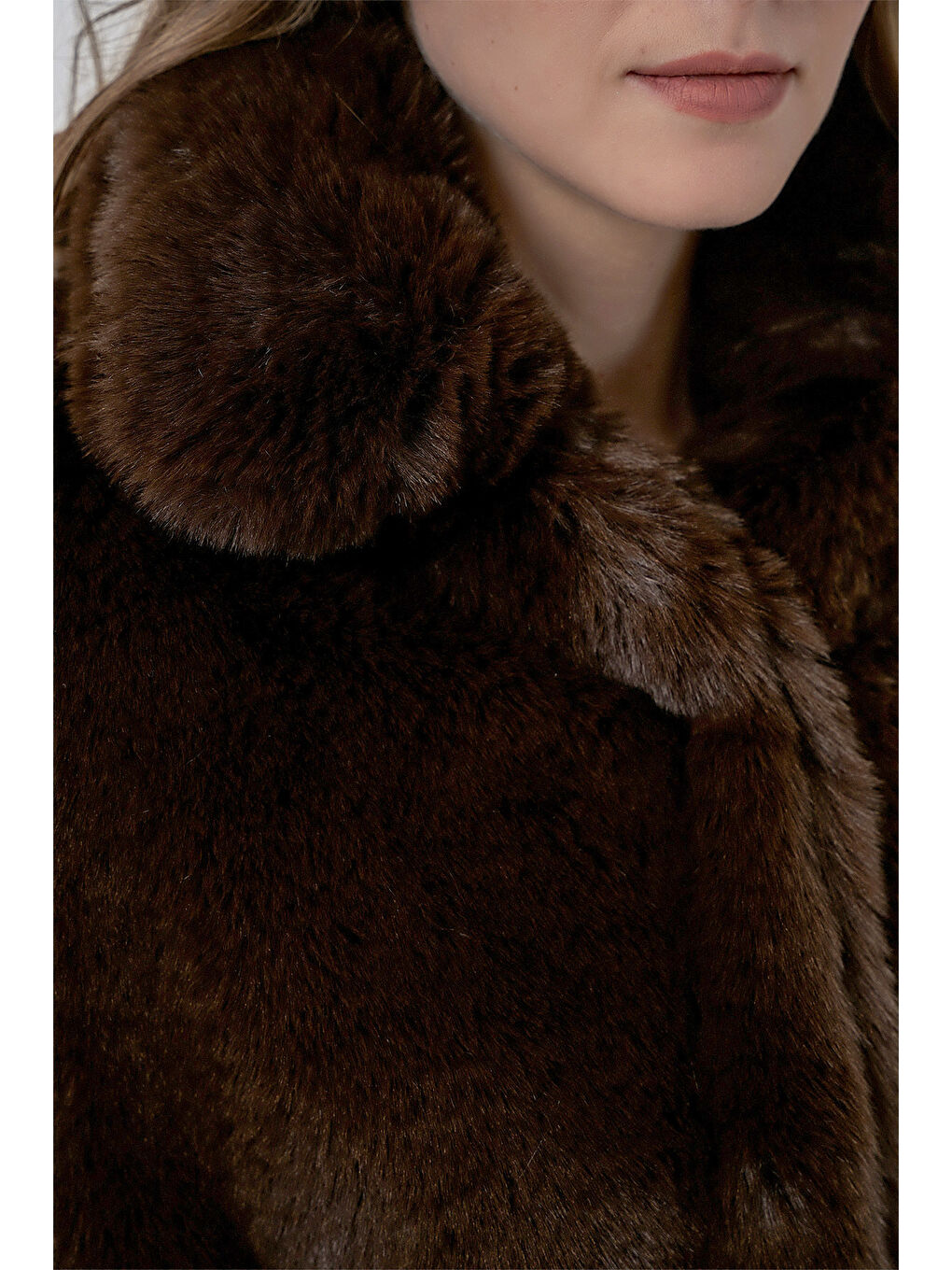 Kadın Pelüş Kürk Mont 5234 - Kahverengi-4