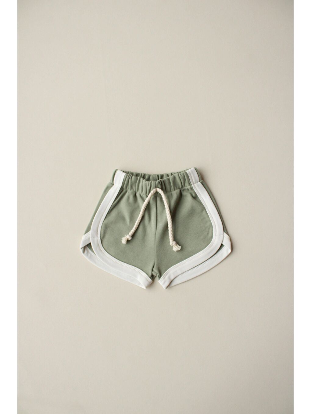 Açık Haki Bağcıklı Şort