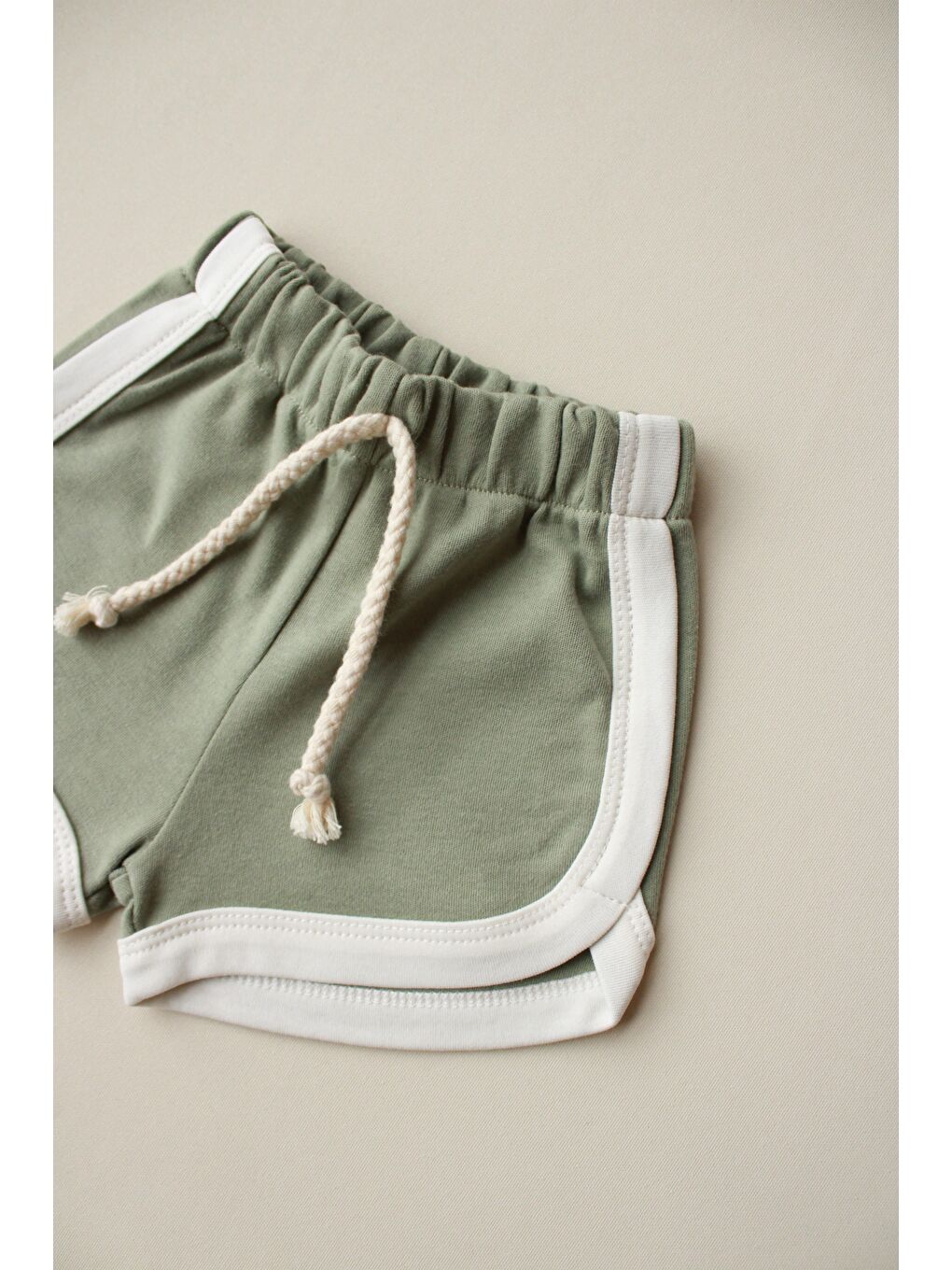 Açık Haki Bağcıklı Şort-1