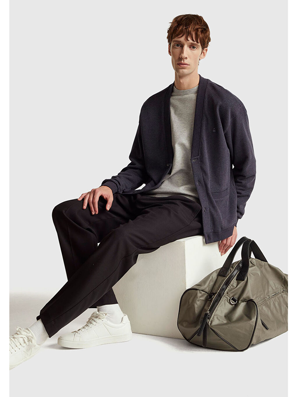 Erkek Lacivert %100 Pamuk Logo İşlemeli Cep Detaylı Düğmeli Hırka-4