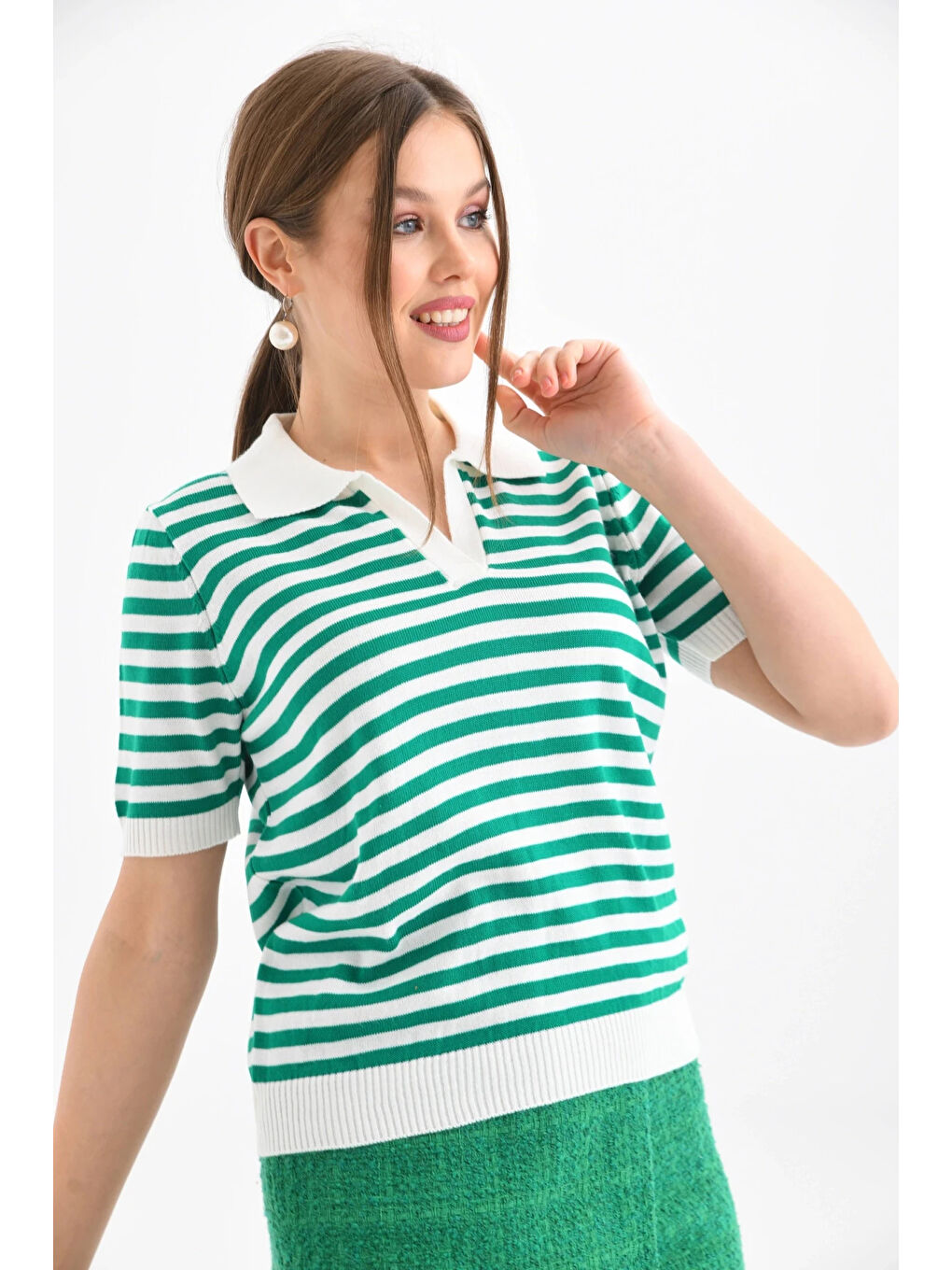Yeşil Kadın Polo Yaka Kısa Kol Çizgili Triko Kazak-1