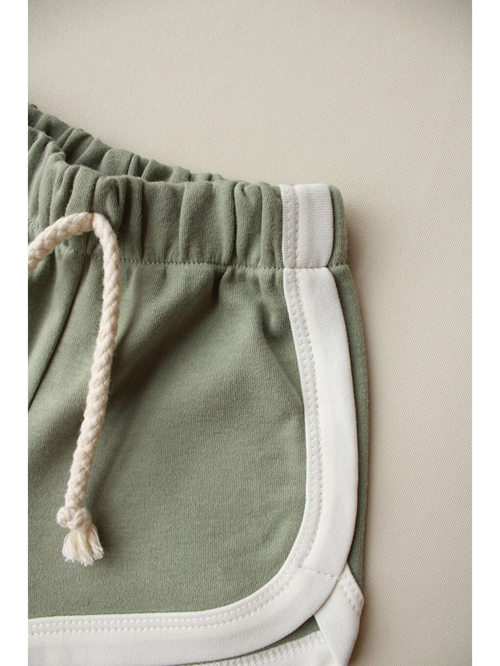 Açık Haki Bağcıklı Şort-4