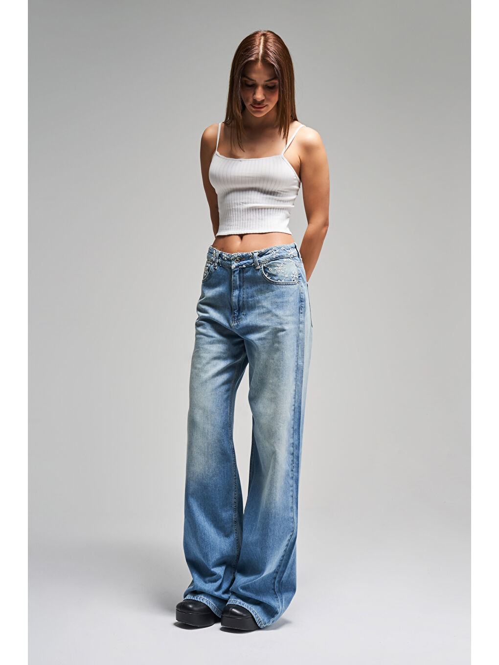 Mavi Kadın Jean Rengi 2S5-75 Midrise Wide Leg Kemeri Çiçek Nakışlı %100 Pamuk Tasarım Denim Jean-4