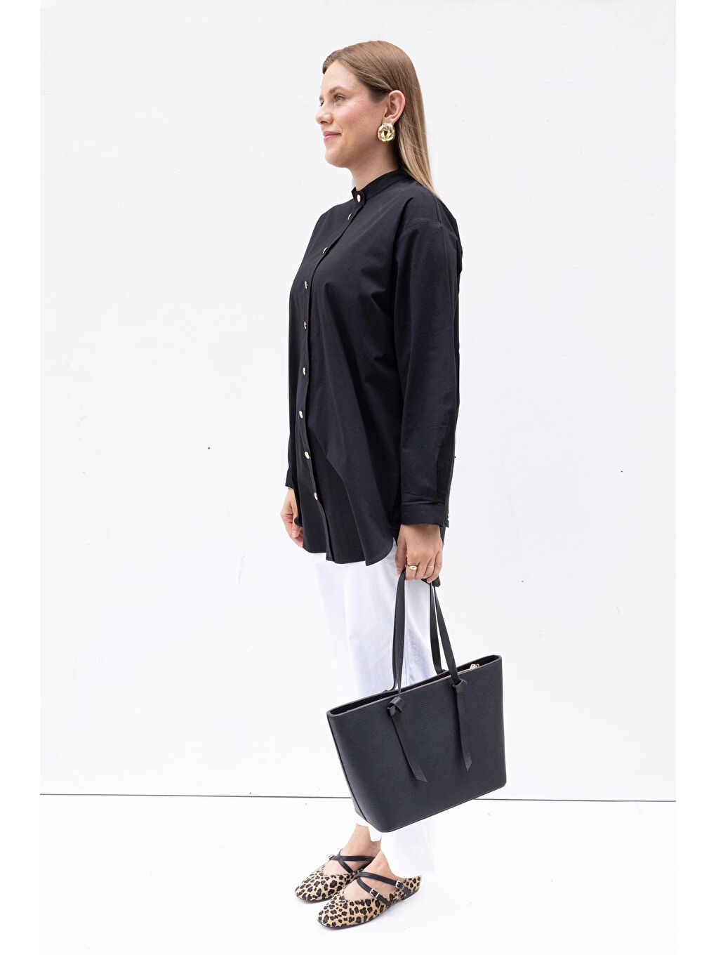 Siyah-Gold Dügmeli Pamuklu Poplin Gömlek-1