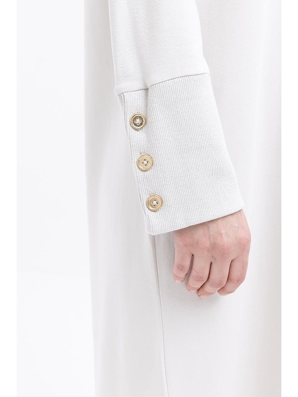 Bej Taş Manşeti Kalın Ribanalı Düğme Detaylı Elastanlı Elbise-3