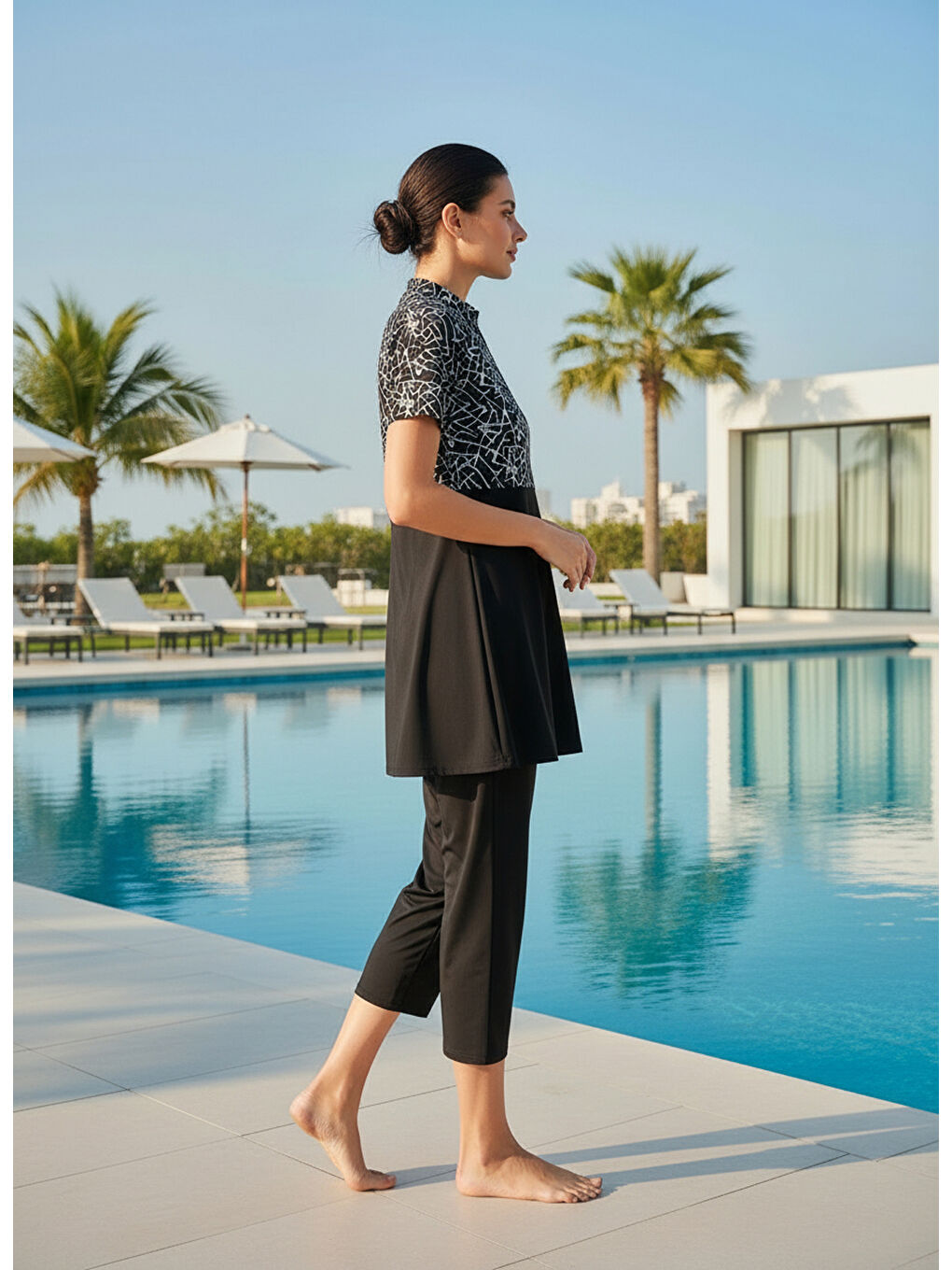 Siyah Hızlı Kuruyan Esnek Paraşüt Kumaş 4 Parça Kısa Kollu Yarı Kapalı Mayo 3409-1