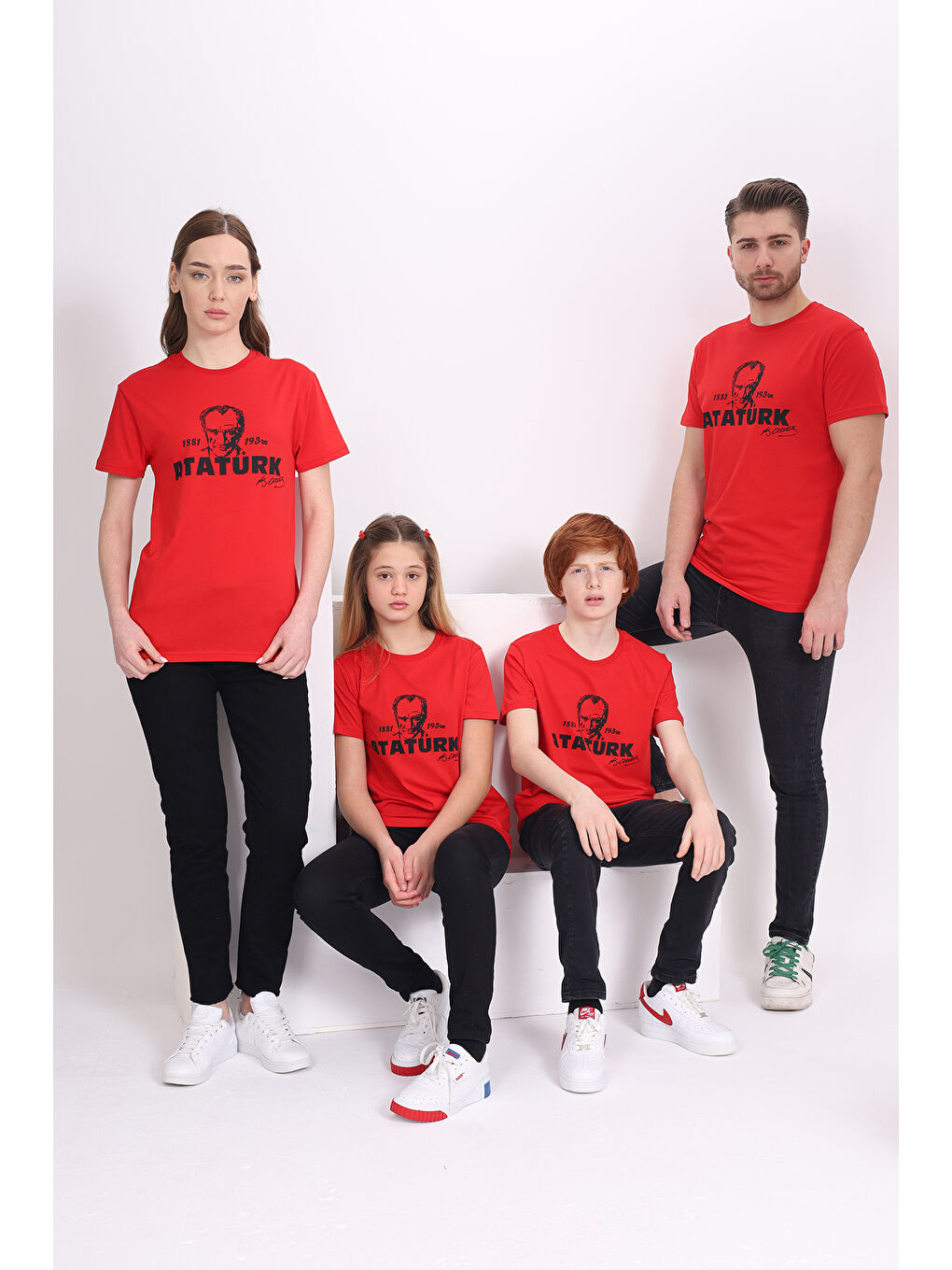 Kırmızı Unisex Çocuk Baskılı Tişört-5