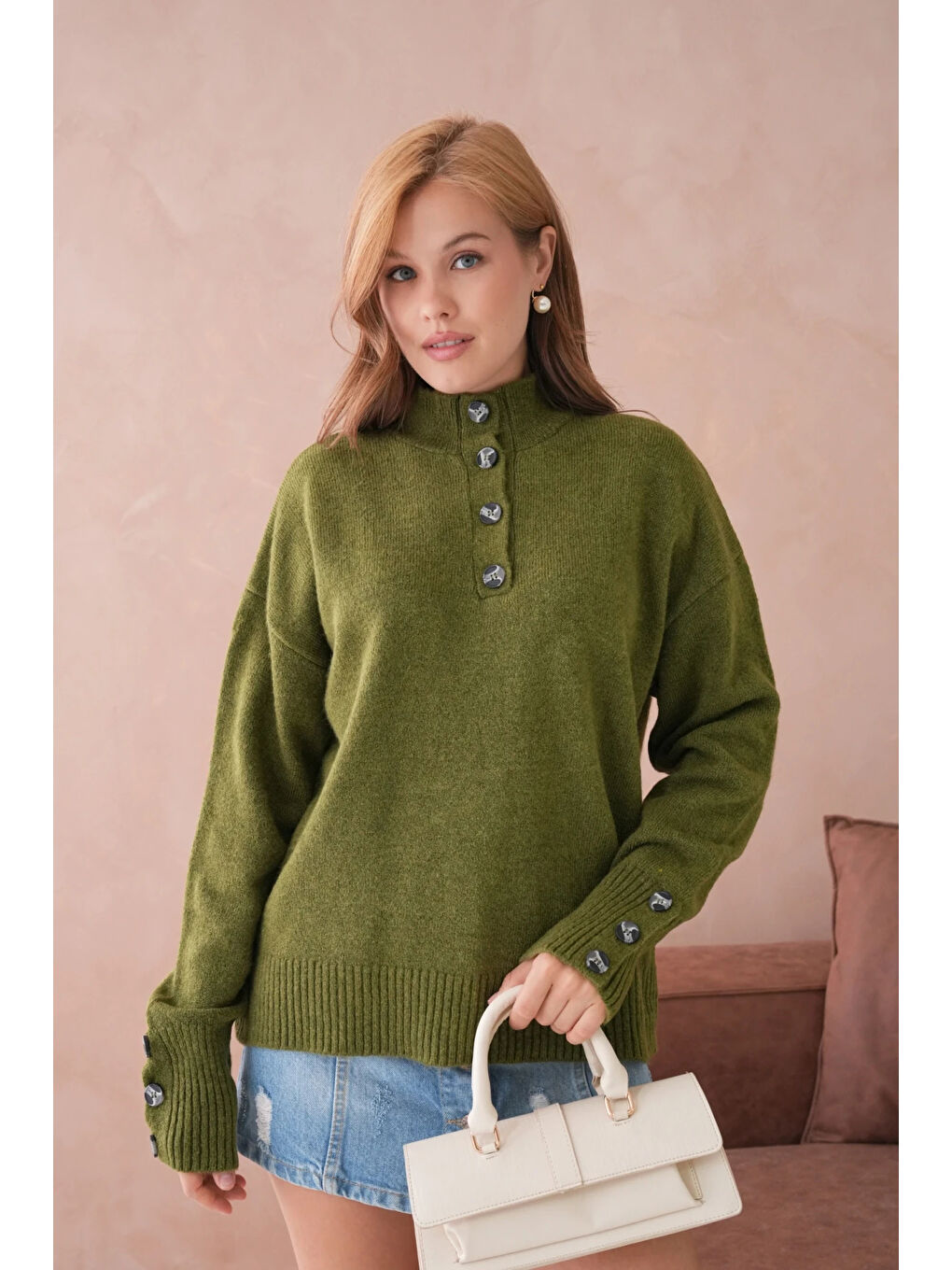 Haki Kadın Dik Yaka Kolları Düğme Detaylı Yumuşak Dokulu Şardonlu Triko Kazak-3