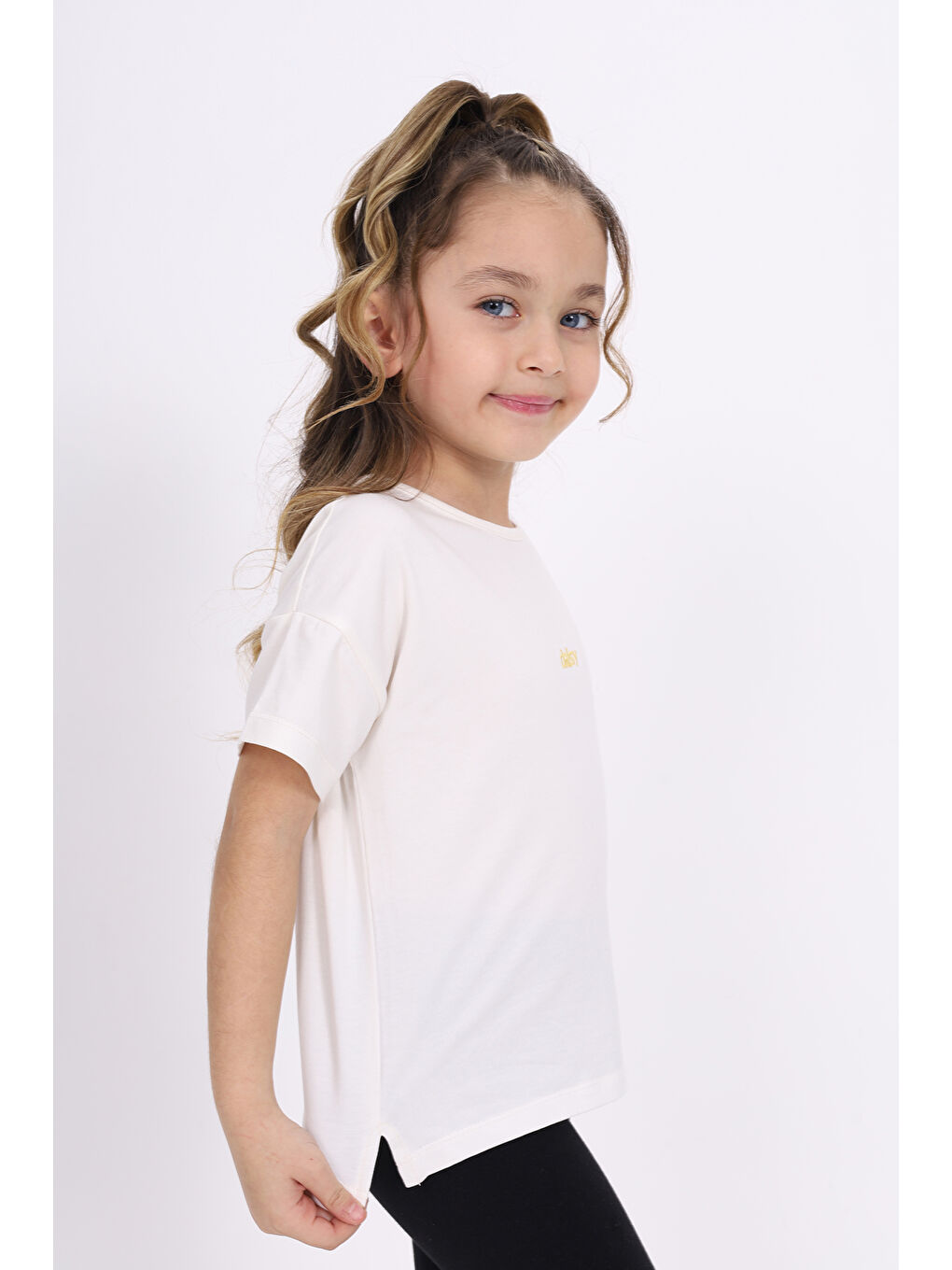 Ekru Kız Çocuk Nakışlı Tişört-1