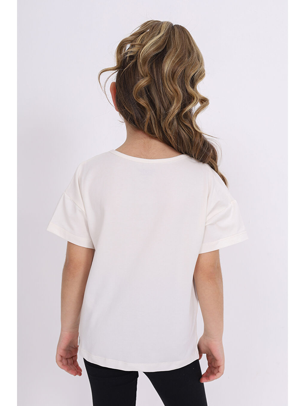 Ekru Kız Çocuk Nakışlı Tişört-3
