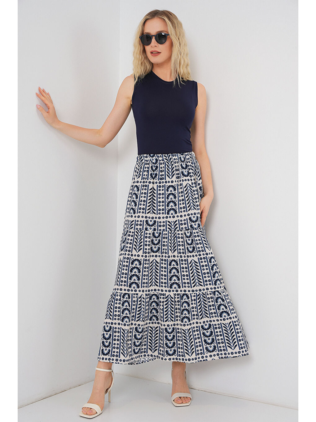 Ekru Kadın Desenli Uzun Etek 8053 - Krem