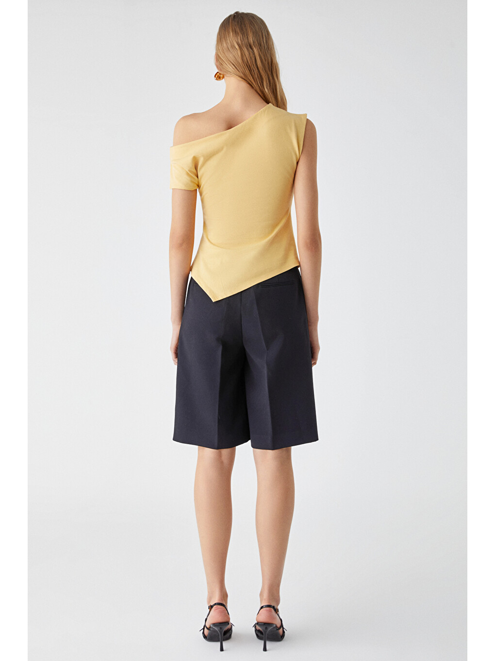 Sarı REHINGA Kadın Asimetrik Yaka Regular Kısa Kol SARI Bluz-4