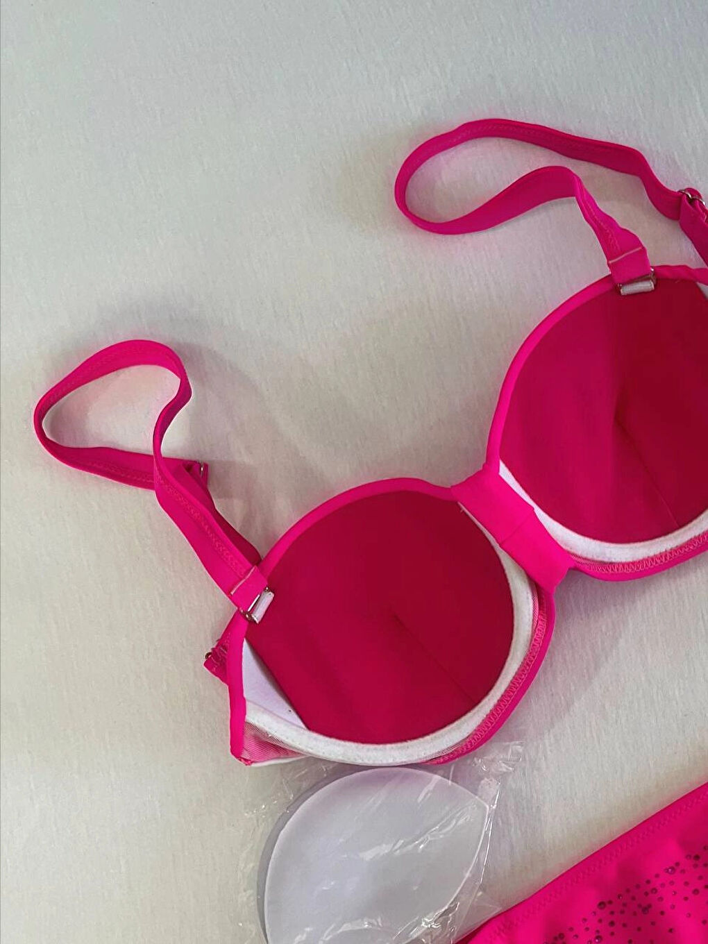Kadın Fuşya Taş İşlemeli Astarlı Bikini Takım HZL25S-LC3361-4