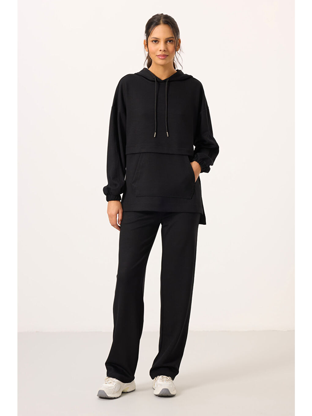 Siyah Yumuşak Dokulu Kapüşonlu Oversize Kadın Eşofman Tunik Takım   95348