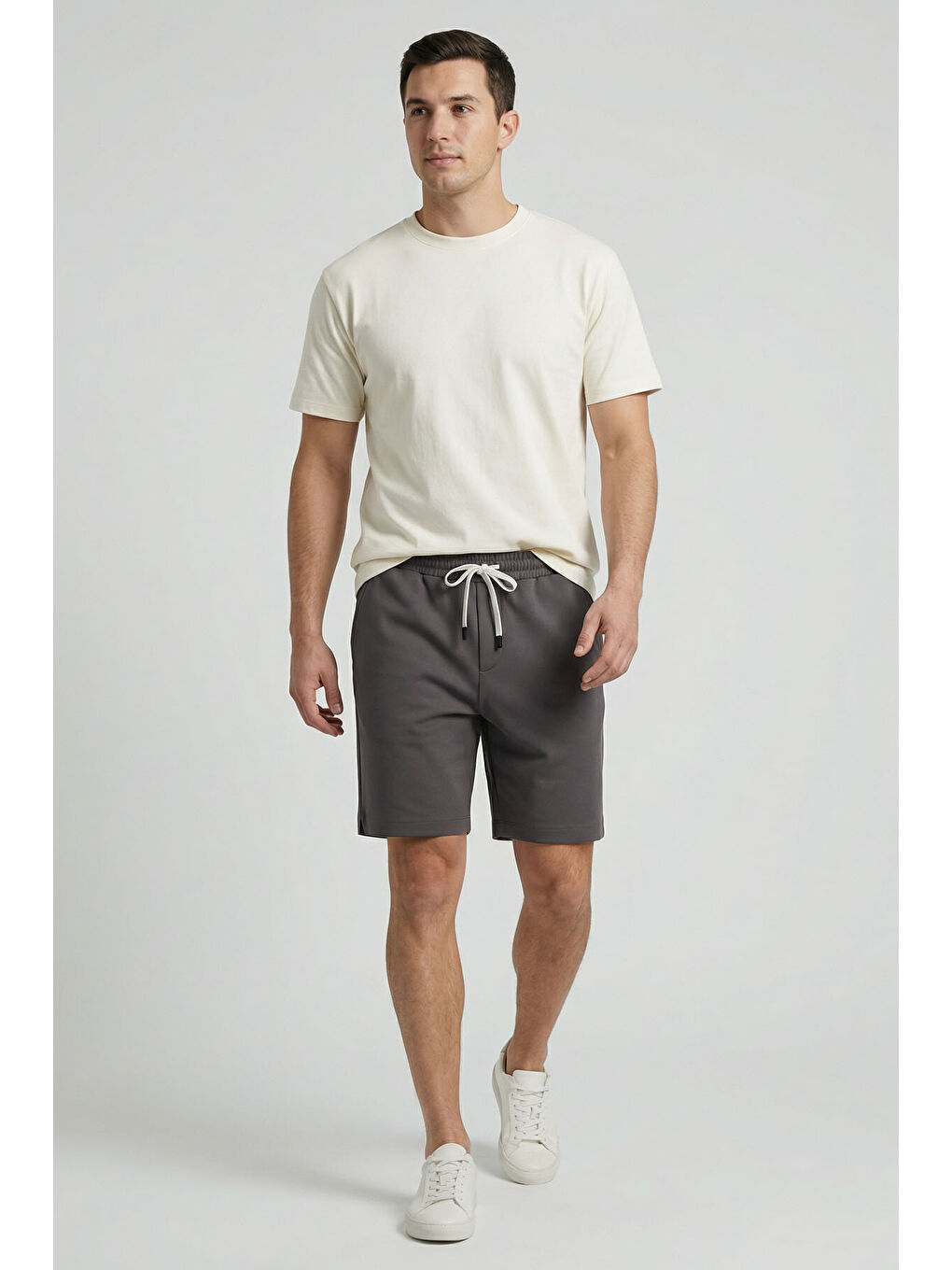 Koyu Gri Standart Fit Basic Arka Cepli Erkek Şort - 88314-1