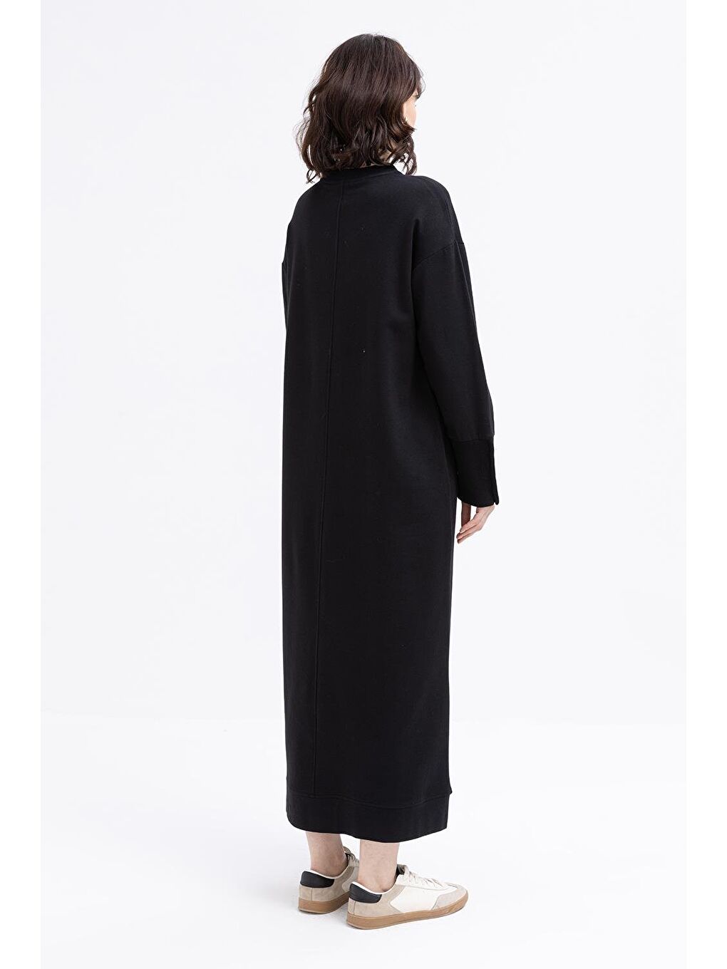 Siyah Manşeti Kalın Ribanalı Düğme Detaylı Elastanlı Elbise-2