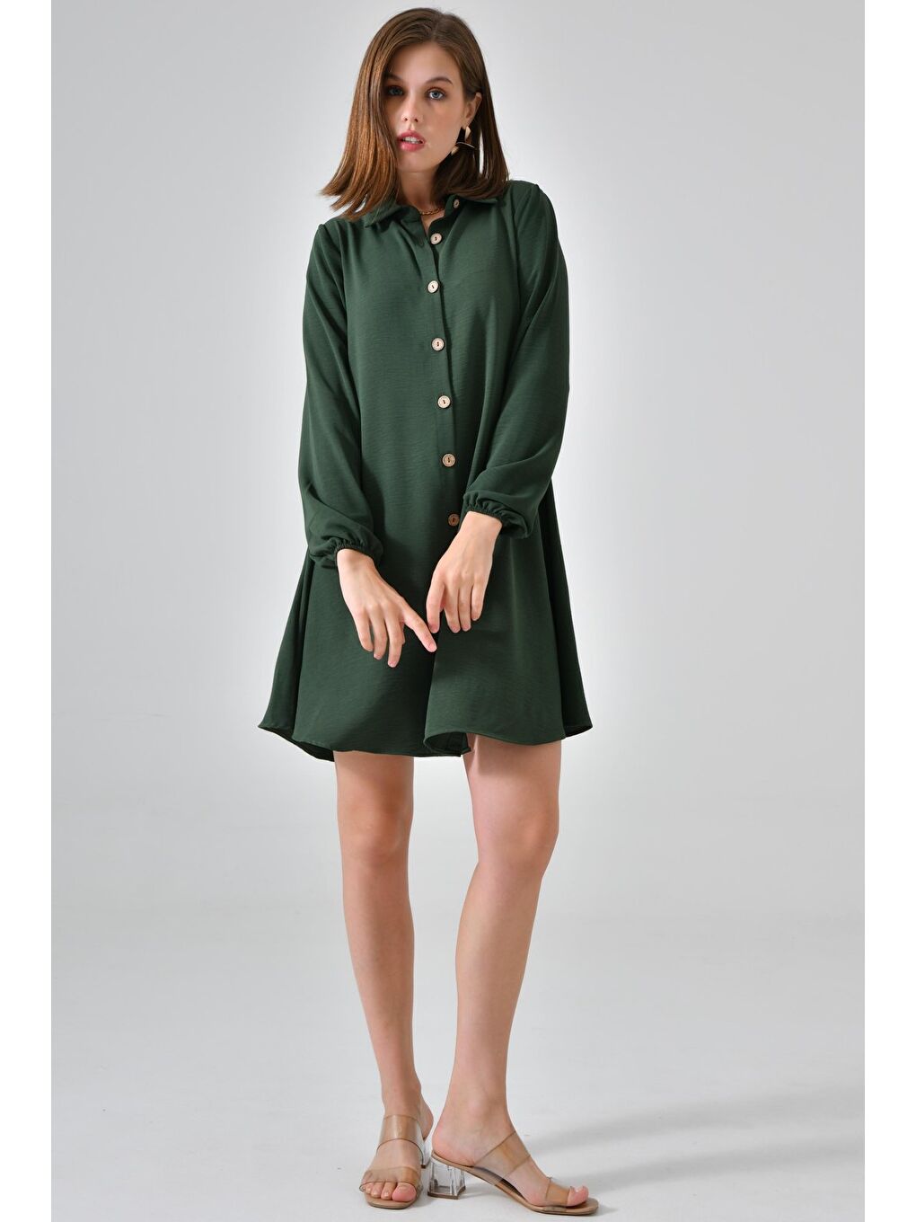 Koyu Haki Kadın Gömlek Yaka Ahşap Düğmeli Kolağzı Lastikli Aerobin Dokuma Tunik - Regular Fit-5