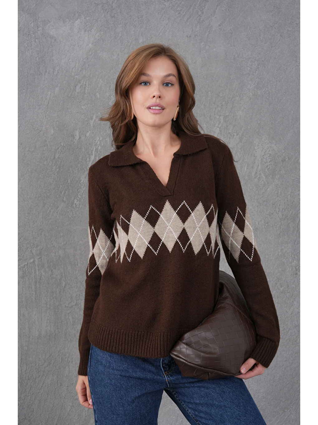 Kahverengi Kadın Polo Yaka Desenli Yarım Pat Triko Kazak