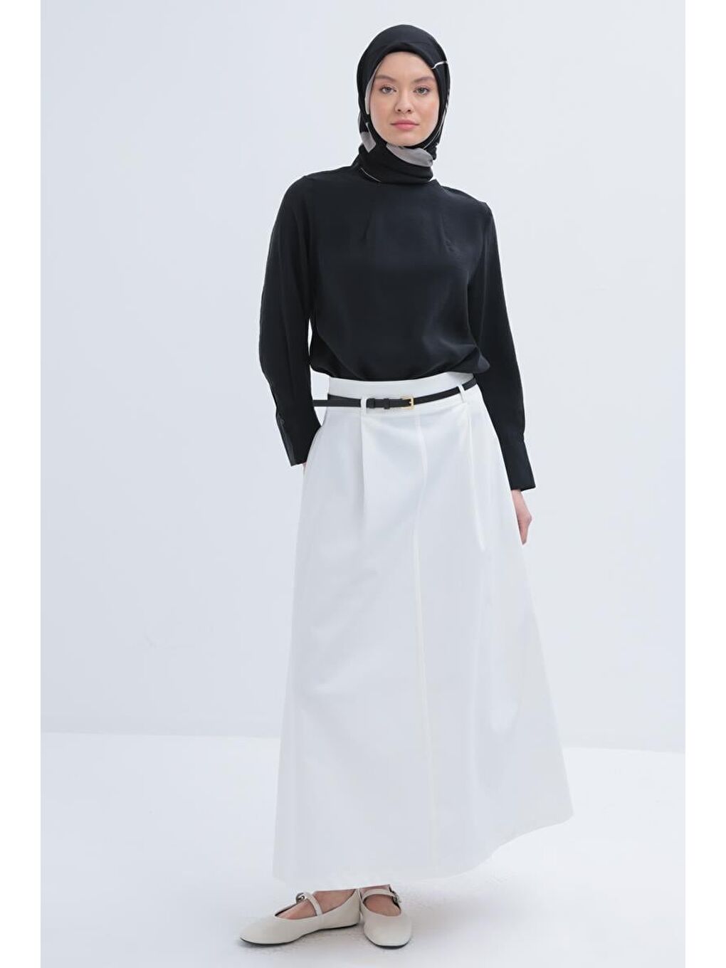 Beyaz Beli Kemerli Elastanlı Çan Etek-1
