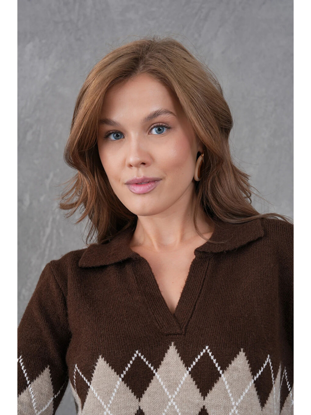 Kahverengi Kadın Polo Yaka Desenli Yarım Pat Triko Kazak-1