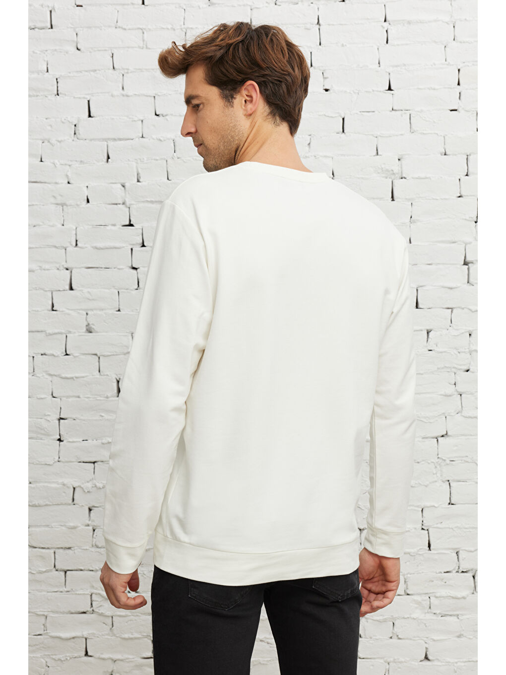 Erkek Ekru Standart Fit Normal Kesim Bisiklet Yaka Sweatshirt-5