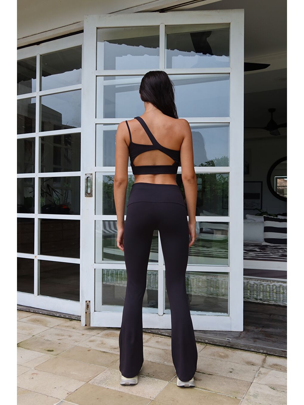 Asana Geniş Paça Spor Siyah Pantolon-1