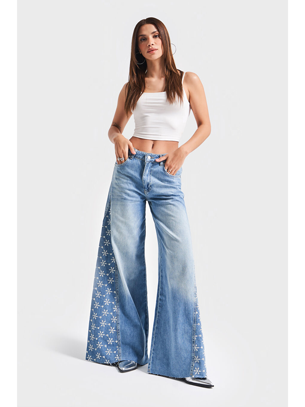 Kadın Mavi Jean Rengi 2S5-75 Çiçek Nakışlı Palazzo Fit %100 Pamuk Tasarım Denim Jean-3