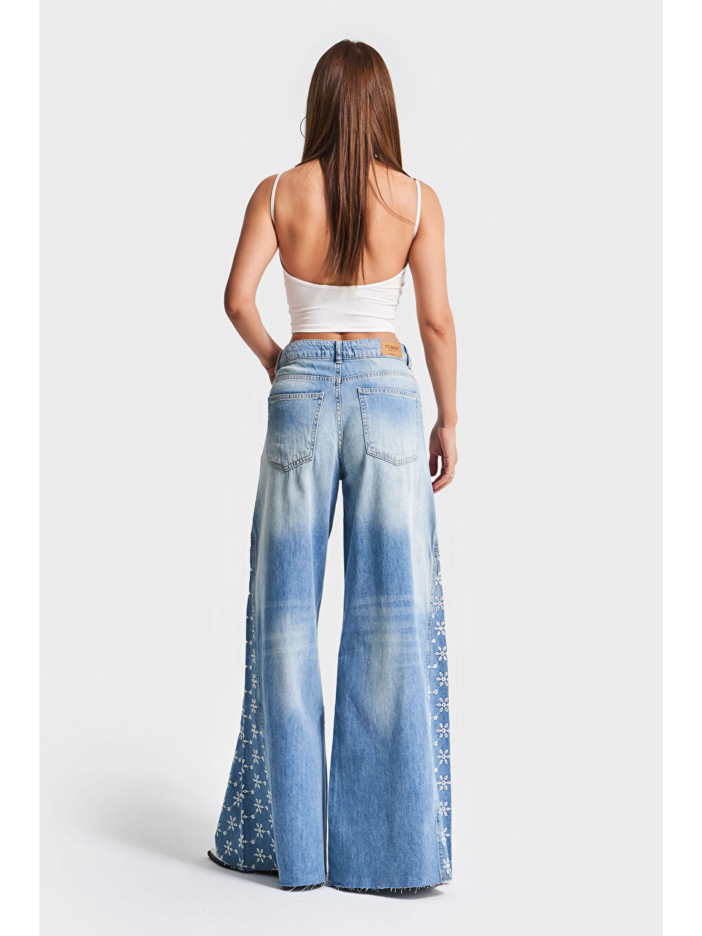 Kadın Mavi Jean Rengi 2S5-75 Çiçek Nakışlı Palazzo Fit %100 Pamuk Tasarım Denim Jean-5