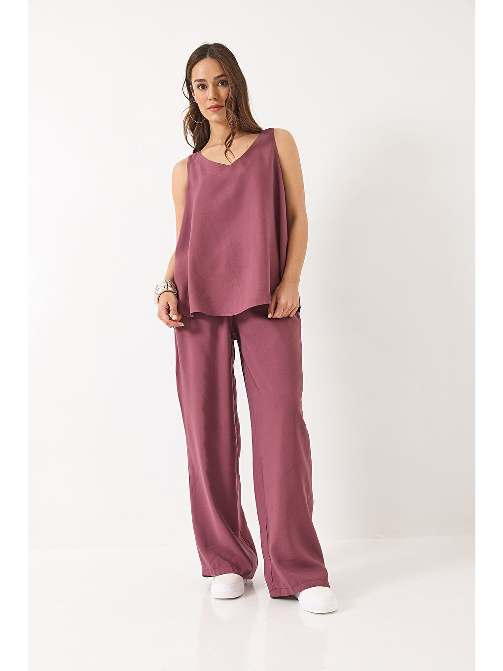 Mor Kadın V Yaka Askılı Bluz Palazzo Pantolonlu Alt-Üst Takım-1
