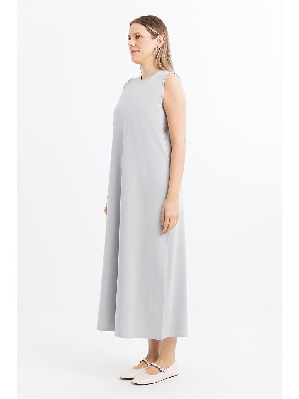 Gri-Pamuklu Bisiklet Yaka Kolsuz İçlik Elbise-2