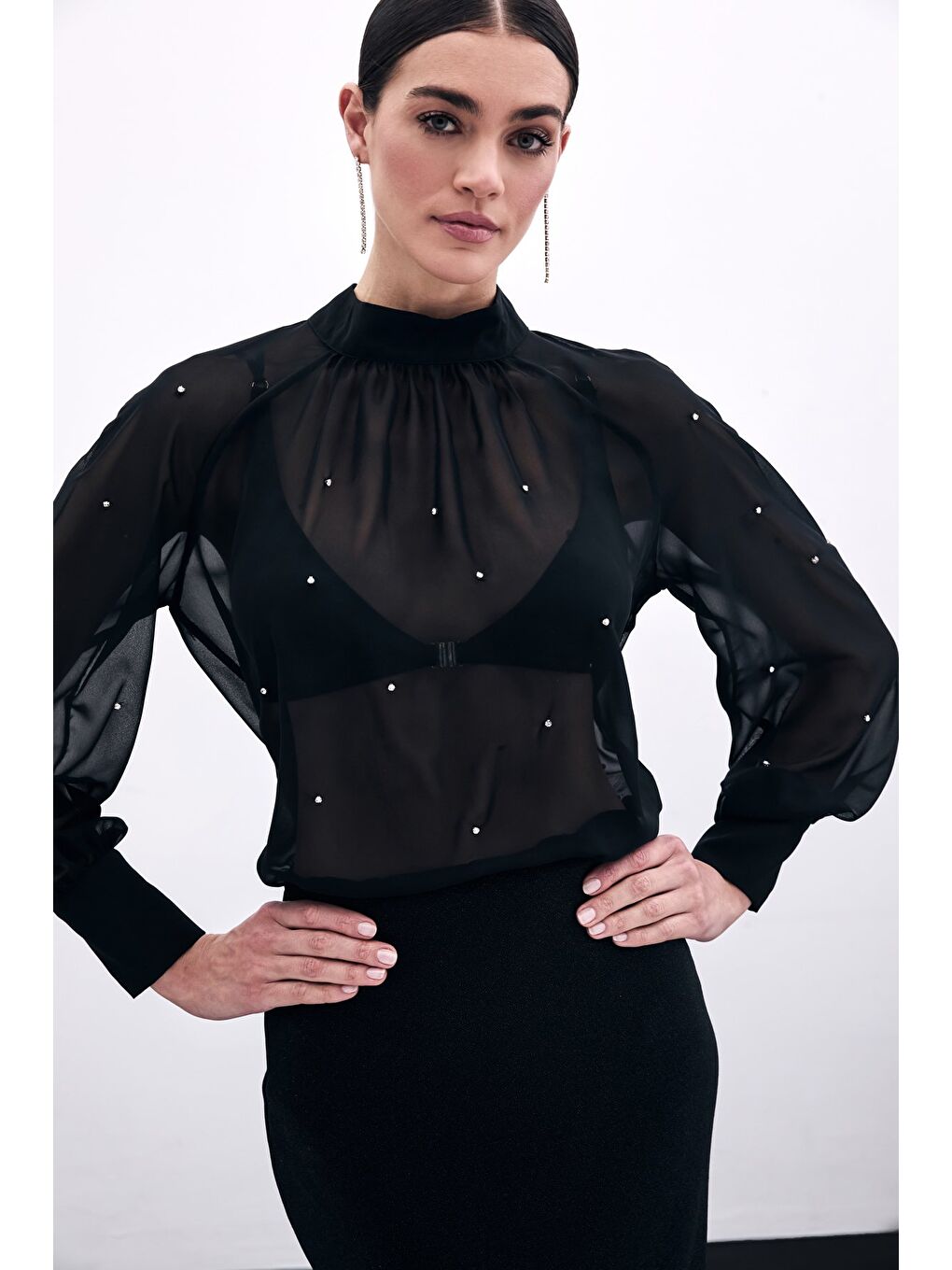 Taş Detaylı Transparan Bluz - Siyah-4