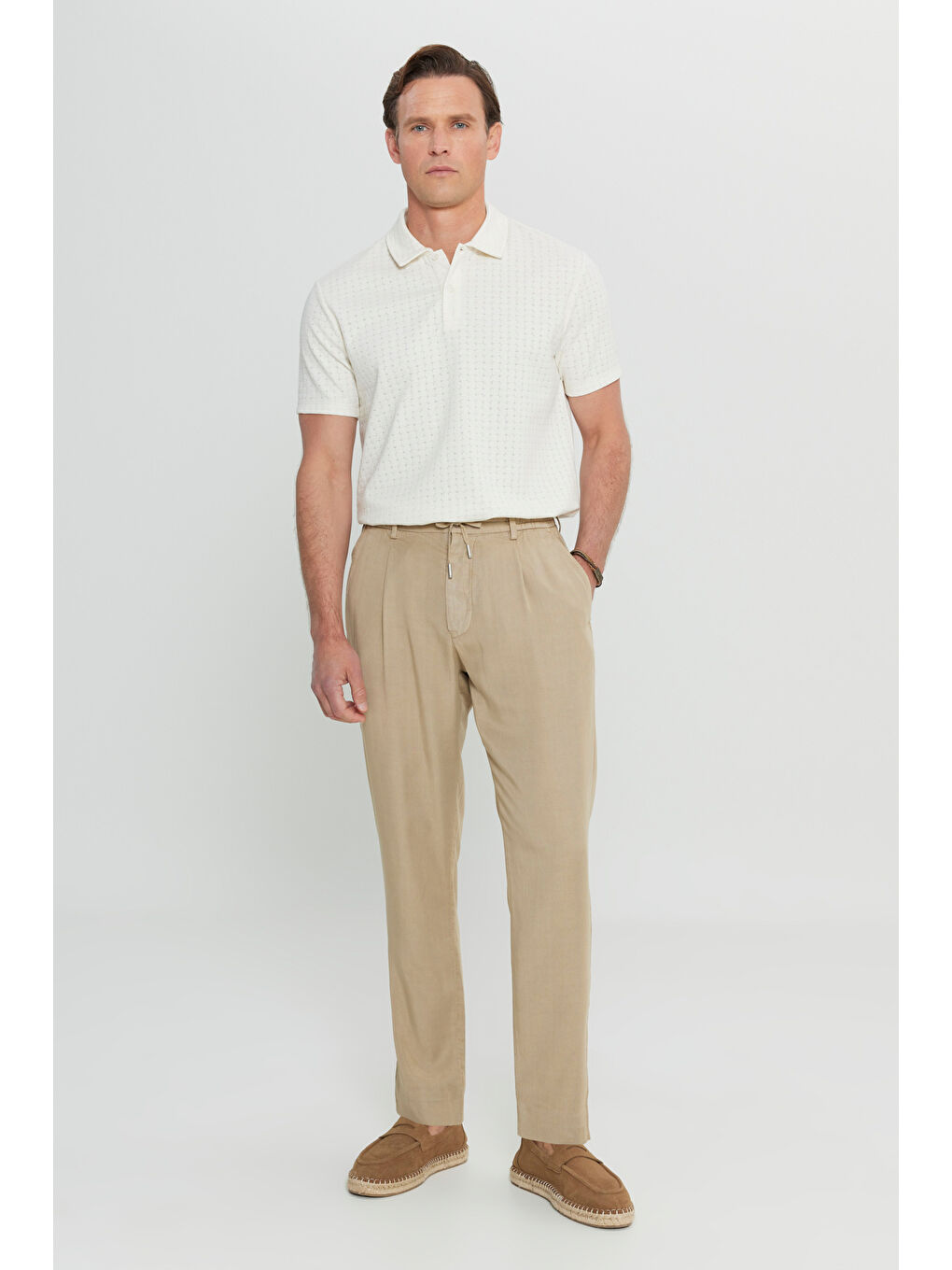 Erkek Bej Yumuşak Dokulu Slim Fit Dar Kesim Beli Bağlamalı Yan Cep Pantolon-1