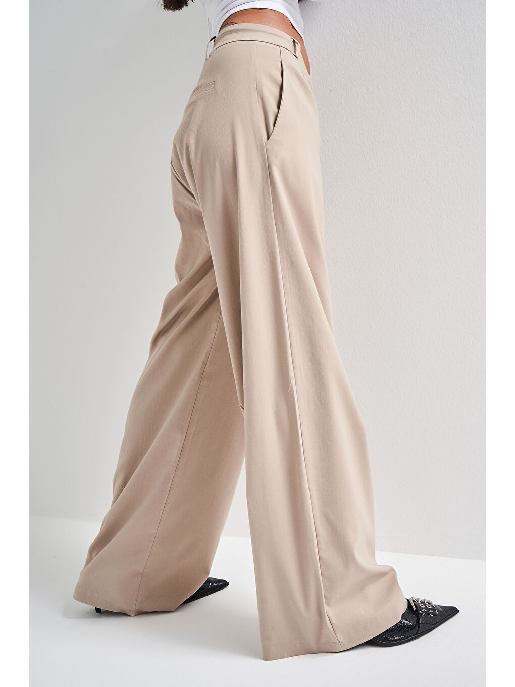 Kadın Bej Renk Neptun S5-57 Kemer Detaylı Palazzo Fit Pileli Pantolon-5