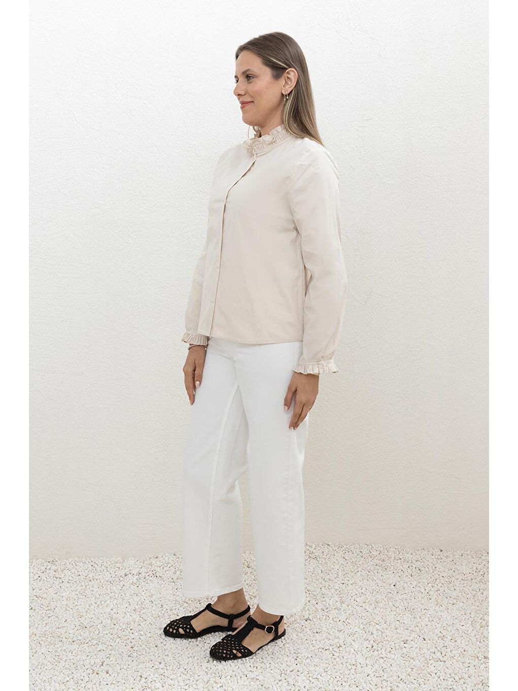 Beyaz Taş-Yaka Ve Kol Piliseli Gömlek-2